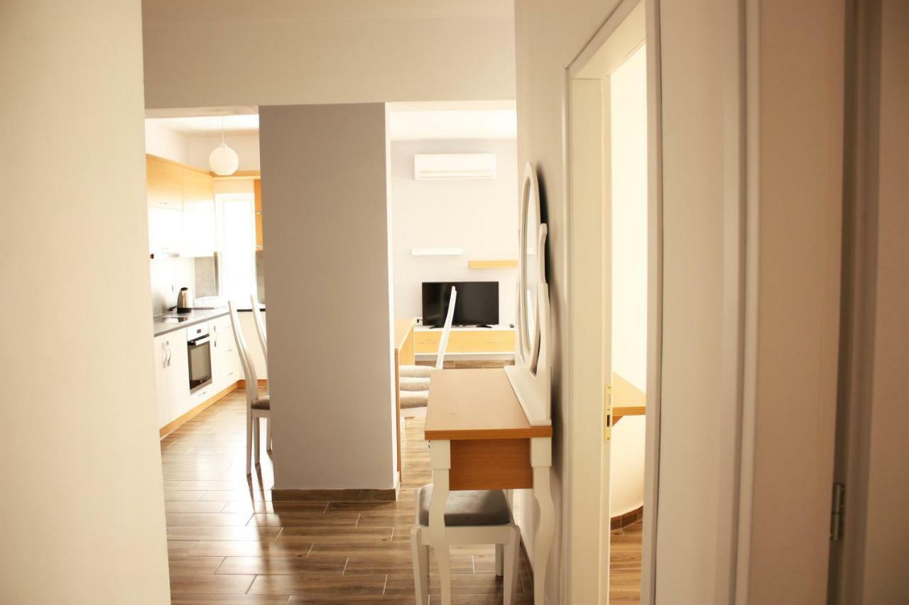 Alexandra'S Apartments Саранде Екстериор снимка