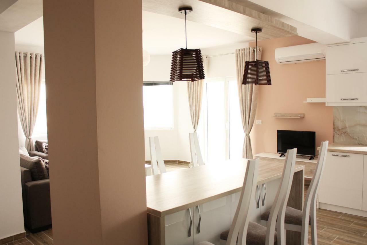 Alexandra'S Apartments Саранде Екстериор снимка