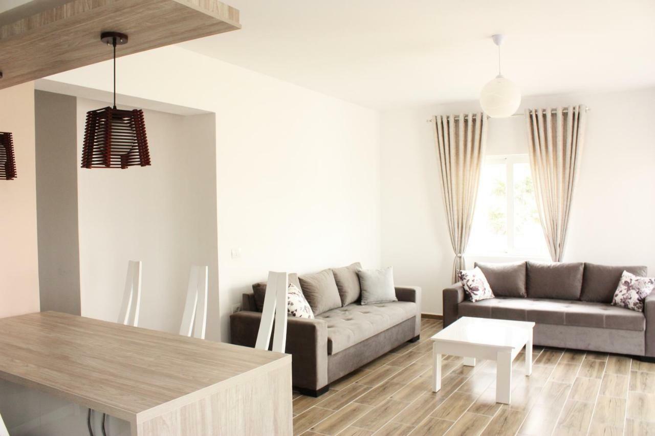 Alexandra'S Apartments Саранде Екстериор снимка