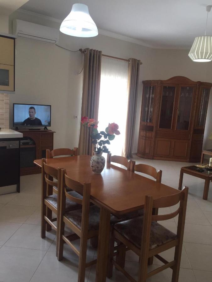 Alexandra'S Apartments Саранде Екстериор снимка