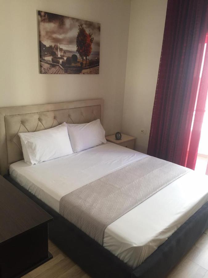 Alexandra'S Apartments Саранде Екстериор снимка